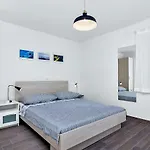 Franzeta Lägenhet Makarska